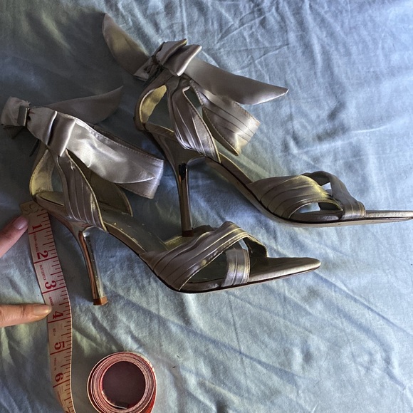 Silver Heels with Ankle Bow - Picture 6 of 8